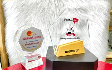 Kỷ Niệm Chương Pha Lê Tại Hà Nội: Món Quà Độc Đáo Cho Kỷ Niệm