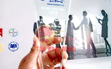 Top Cúp pha lê giá rẻ 2020!