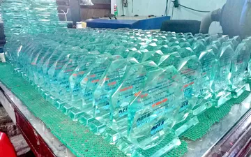 Qui trình sản xuất Pha lê Thủy tinh