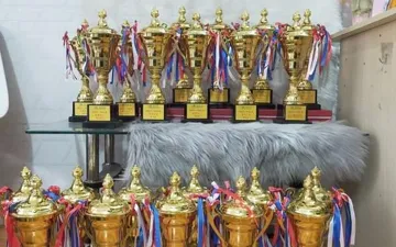 NÊN MUA CUP THỂ THAO TENNIS Ở ĐÂU?