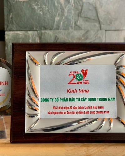 Sản Xuất Bảng Vinh Danh Nhân Viên Học Sinh Xuất Sắc