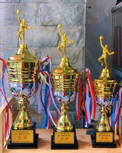 Cúp Bóng Rổ Kim Loại