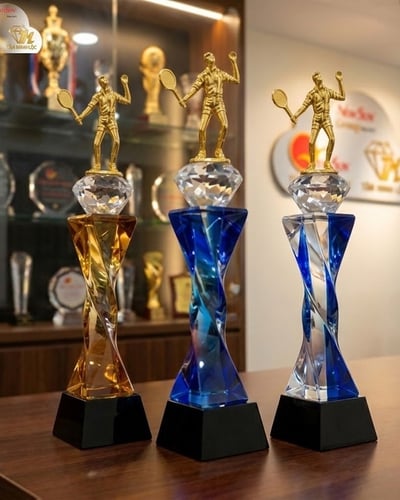 Cúp Thể Thao Tennis Kim Loại Đa Màu (7)