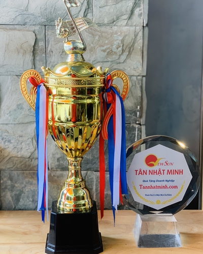 Cúp Âm Nhạc Kim Loại