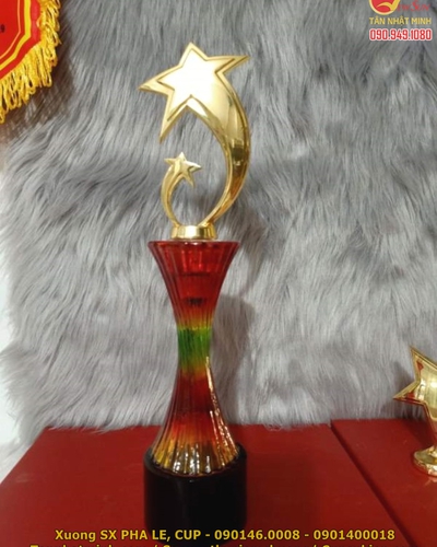 Cúp pha lê giá rẻ 22