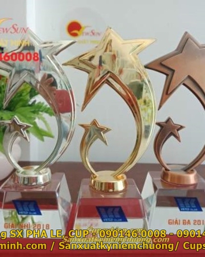 Cúp pha lê giá rẻ 11