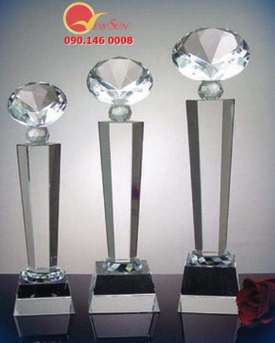 Cúp pha lê giá rẻ 12