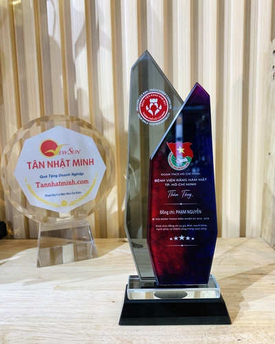 Cúp vinh danh, Cúp pha lê đẹp, Cao cấp -15
