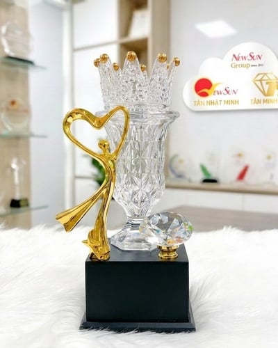 Cúp Hoa Hậu Cúp Làm Đẹp Spa Vương Miện - Pha lê Trong Sáng