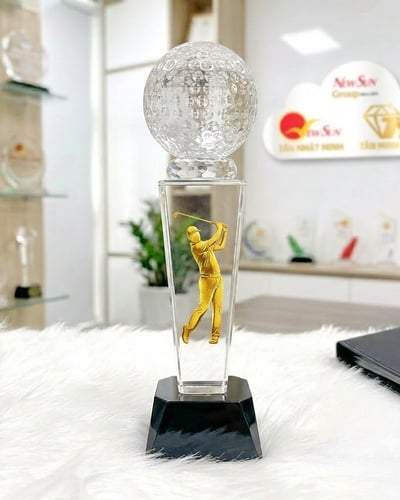 Cúp giải Golf pha lê cao cấp đẹp