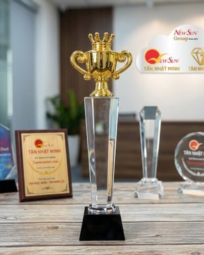 Mua cúp lưu niệm đẹp mua nhiều, 13