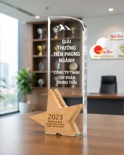 Cúp Vinh Danh, Cúp Pha Lê Đẹp, 37