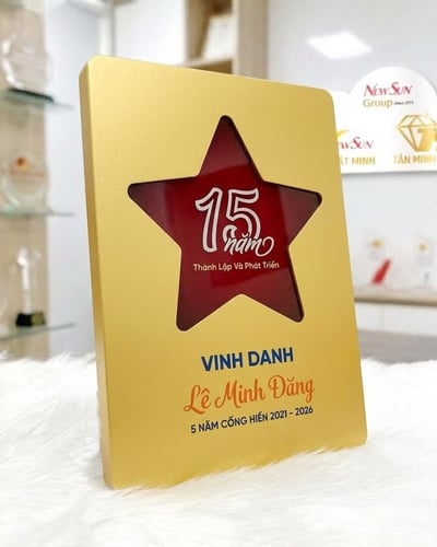 Bảng Vinh Danh Mica Màu Vàng BVD-M09