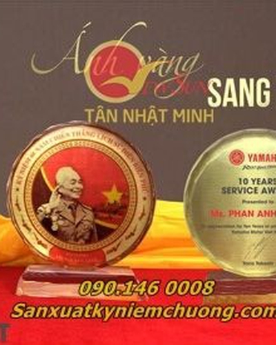 Kỷ niệm chương thủy tinh, in hình lên thủy tinh, pha lê tròn