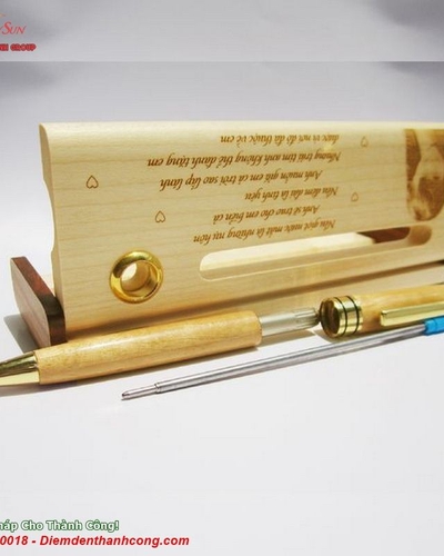 Bút Gỗ Khắc Tên Quà Tặng (2)