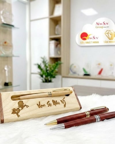 Bộ Hộp Bút Gỗ Khắc Tên Quà Tặng Cao Cấp – Khắc Chữ Theo Yêu Cầu
