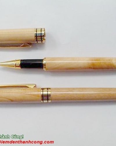 Bút Gỗ Khắc Tên Quà Tặng (2)