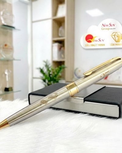 Bút Kim Loại Khắc Tên Lịch Lãm - Bút Ký Quà Tặng Khắc Logo Theo Yêu Cầu