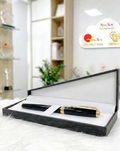 Bút kim loại khắc tên - Cá sấu Vip Cho NỮ, bút kim loại quà tặng