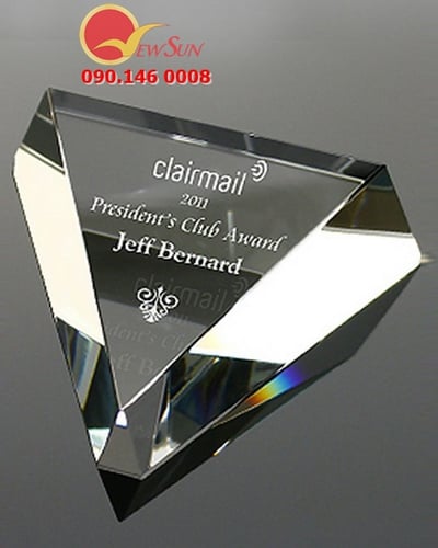 Chặn giấy pha lê, Bán kỷ niệm chương, pha lê đẹp - 9