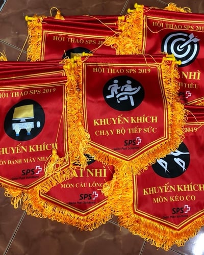 Cờ lưu niệm giá rẻ  5