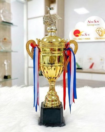 Cúp Âm Nhạc Kim Loại
