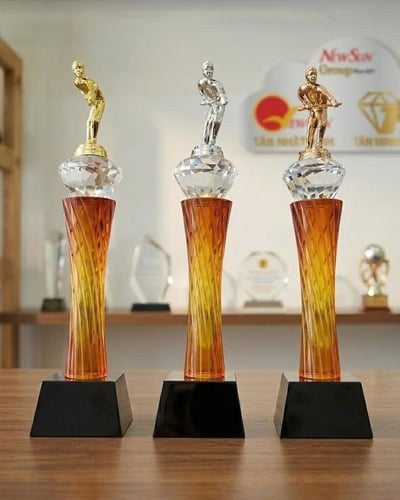Cúp Bida Trao Tặng Vinh Danh Giải Đấu Thân Màu