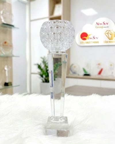 Mẫu Cúp Bóng Chuyền Pha Lê Đẹp