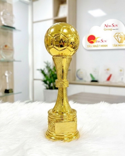 Cúp Bóng Đá Poly Mạ Vàng 