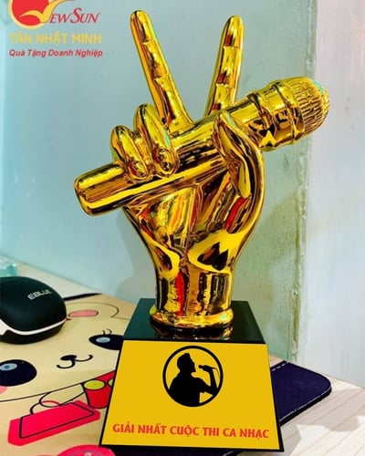 TOP Các Mẫu: Cúp Ca Sĩ Đẹp Giá Rẻ