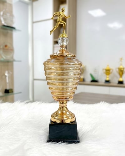 Cúp Chạy Bộ Bình Mật Ong Pha Lê