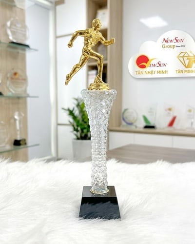 Cúp Chạy Bộ Lọ Hoa Pha Lê