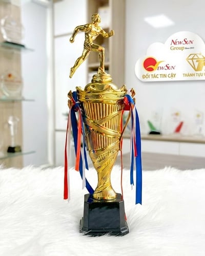 Cúp Chạy Bộ Nhựa Mẫu N10