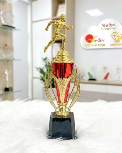 Cúp Chạy Bộ Nhựa Trụ Đỏ