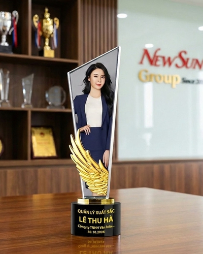 Cúp pha lê, cúp lưu niệm cánh đại bàng - 23