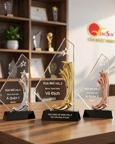 Cúp kỷ niệm chương pha lê ngôi sao đẹp