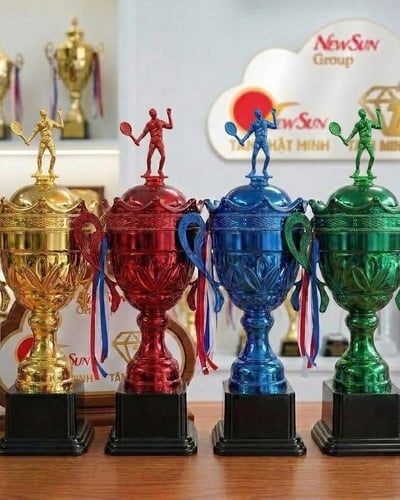 Cúp Thể Thao Tennis Kim Loại Đa Màu (3)