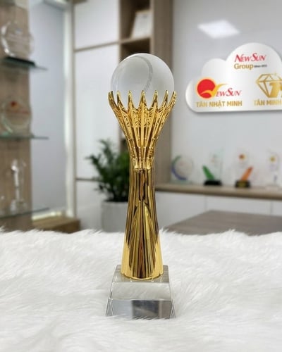 Cúp Tennis Kim Loại Đế Pha Lê 