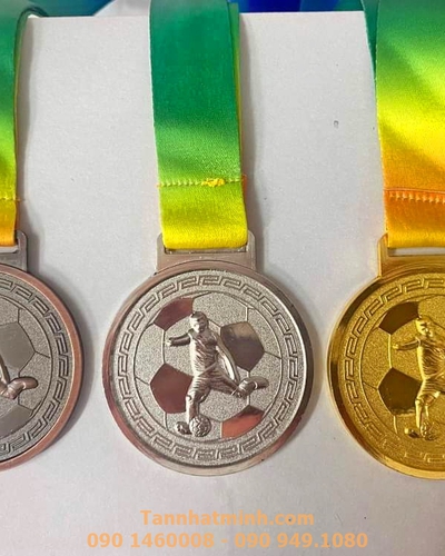 Huy chương giá rẻ, thể thao đẹp (2)