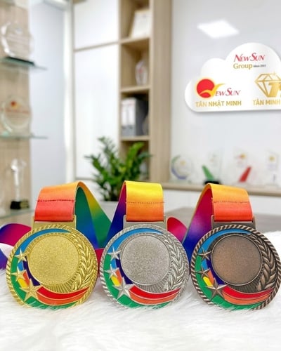 Huy chương giá rẻ thể thao Olympic hàng sẵn - Mẫu 3 sao