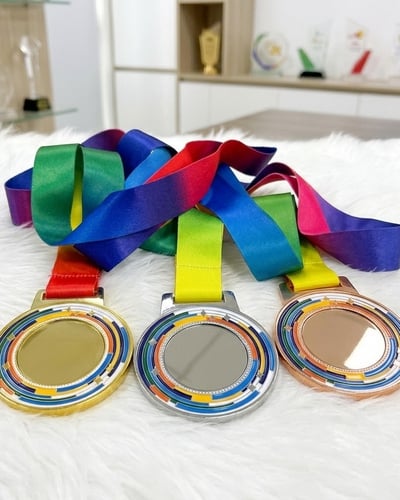 Huy chương giá rẻ thể thao Olympic hàng sẵn - Mẫu tròn ngôi sao