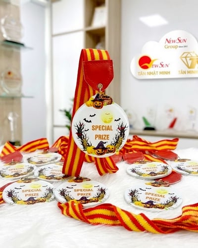 Huy Chương Mica & Top Các Huy Chương Làm Theo Yêu Cầu Đẹp 