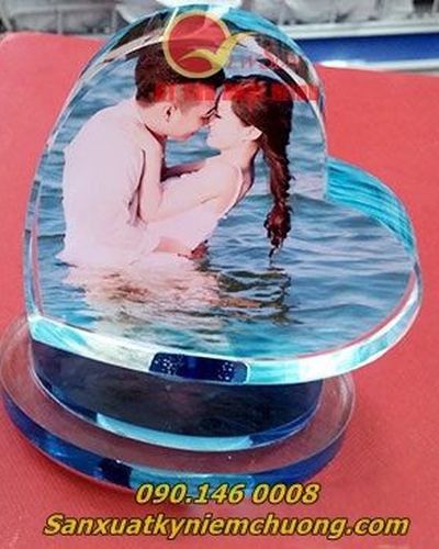 in lên Pha lê, pha lê in hình trái tim nghiêng 