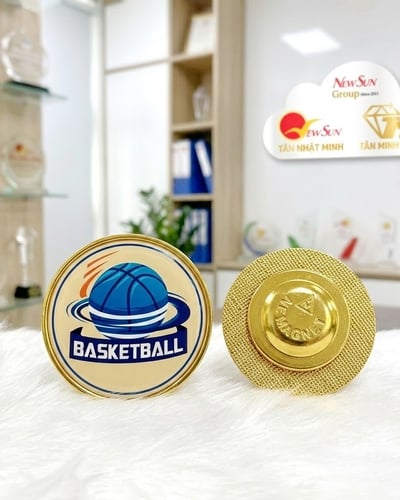In Huy Hiệu Cài Áo Theo Yêu Cầu - Đồng Khắc, Ăn Mòn Sơn Màu 7