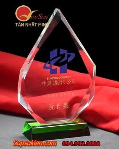kỷ niệm chương
