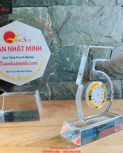 Kỷ niệm chương pha lê số 5