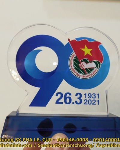 Kỷ niệm chương số 90 , 90 năm thành lập đoàn (Mau 2)