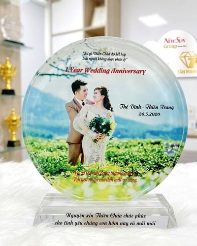 Kỷ niệm chương in hình lên pha lê mẫu tròn