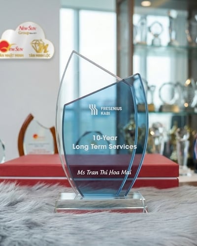 kỷ niệm chương đẹp 2 lớp xanh trong