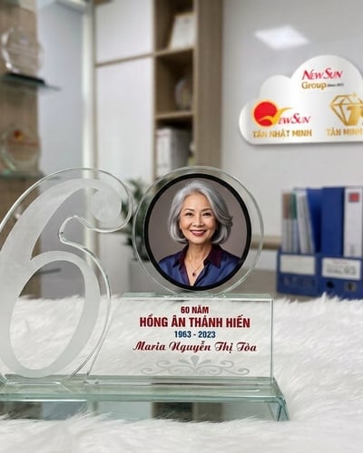 Kỷ niệm chương số năm - Số 6 và 60